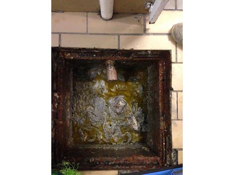 Hidrojateamento na Vila Santa Catarina